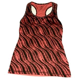 - STANDINGTREE SPORT TANK
